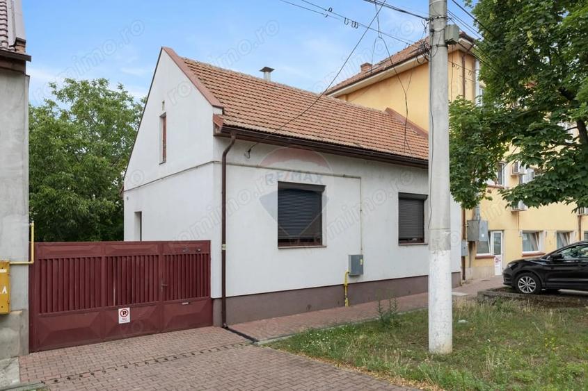Spațiu comercial, de 75 mp, în Pârneava