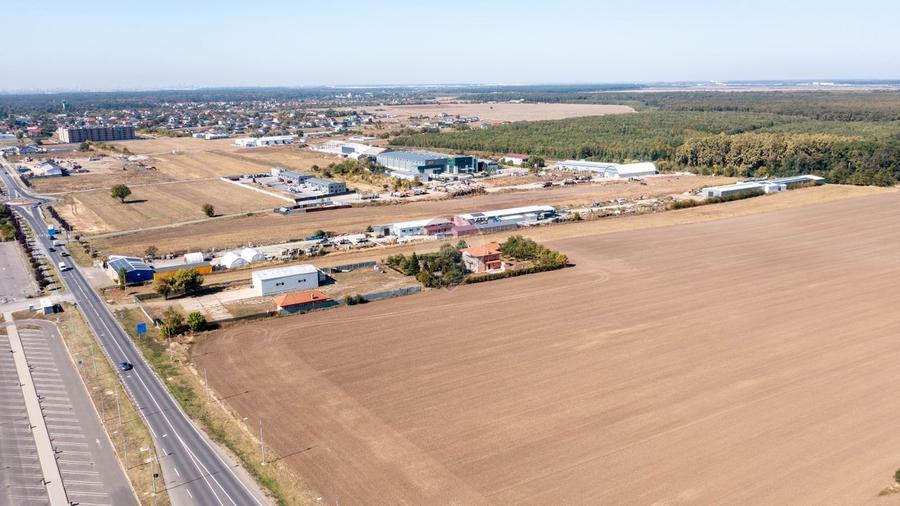 Teren Construcții intravilan de 10000 mp, în Brănești