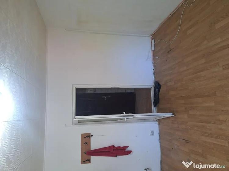 Garsonieră nedecomandată în CET