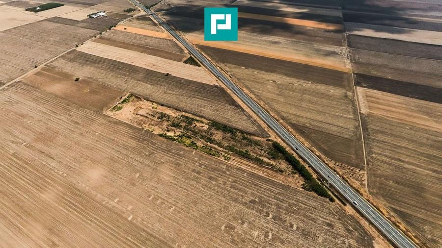 Teren agricol extravilan de 63593 mp, în Periferie