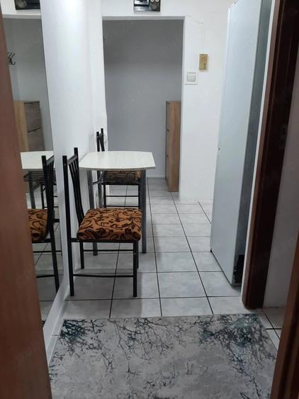 Apartament cu 2 camere semidecomandat în Șagului