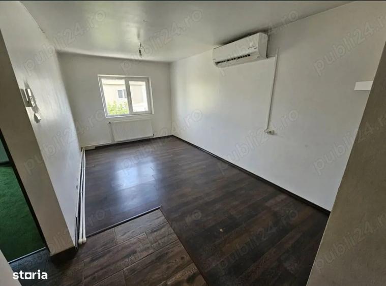 Apartament cu 3 camere decomandat în Orizont