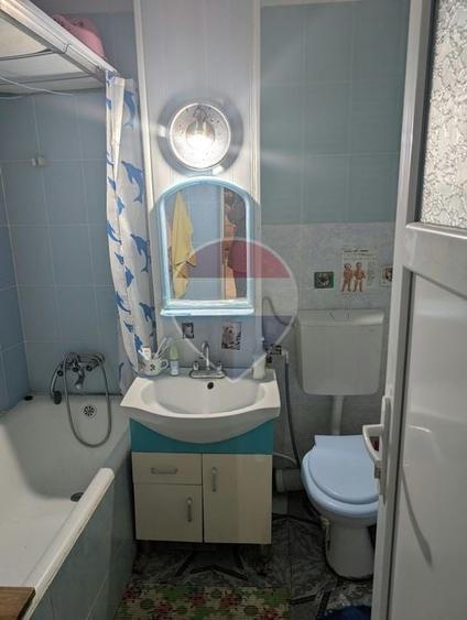 Apartament cu 2 camere decomandat, mobilat în Nord-Vest