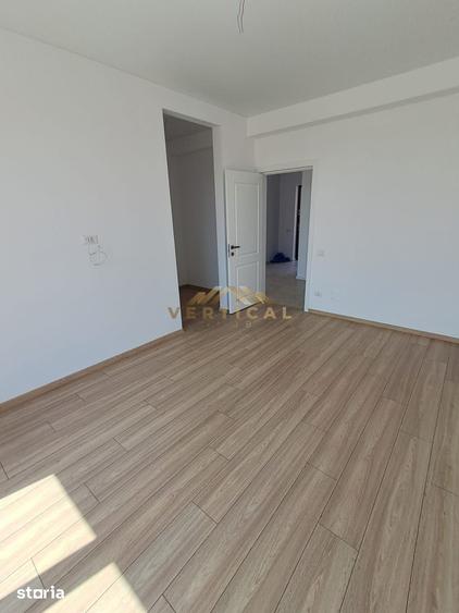 Casă cu 3 camere cu Teren 453 Mp în Vidra