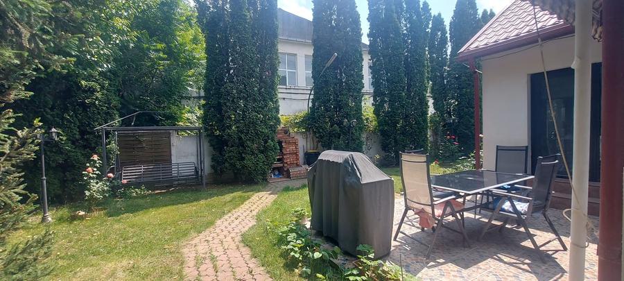 Casă cu 4 camere cu Canalizare în Energiei