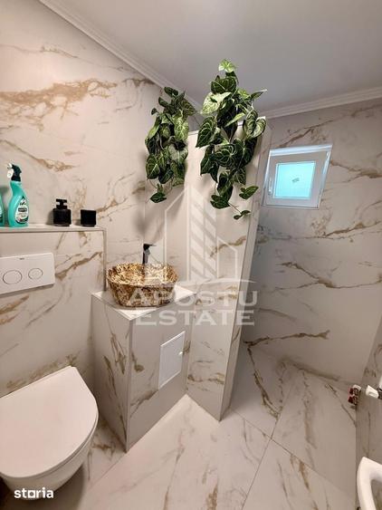 Apartament cu 3 camere în Aradului
