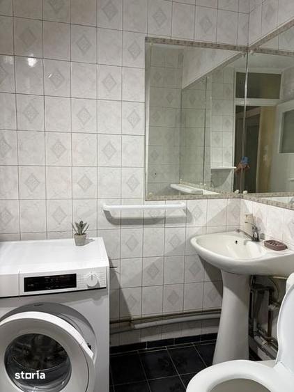 Apartament cu 3 camere în Aradului