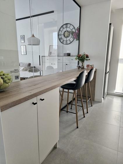Apartament cu 2 camere decomandat, mobilat în Aviației