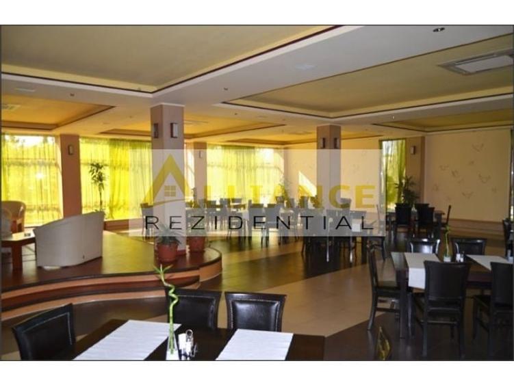 Spațiu comercial, de 1,000 mp, în Berceni
