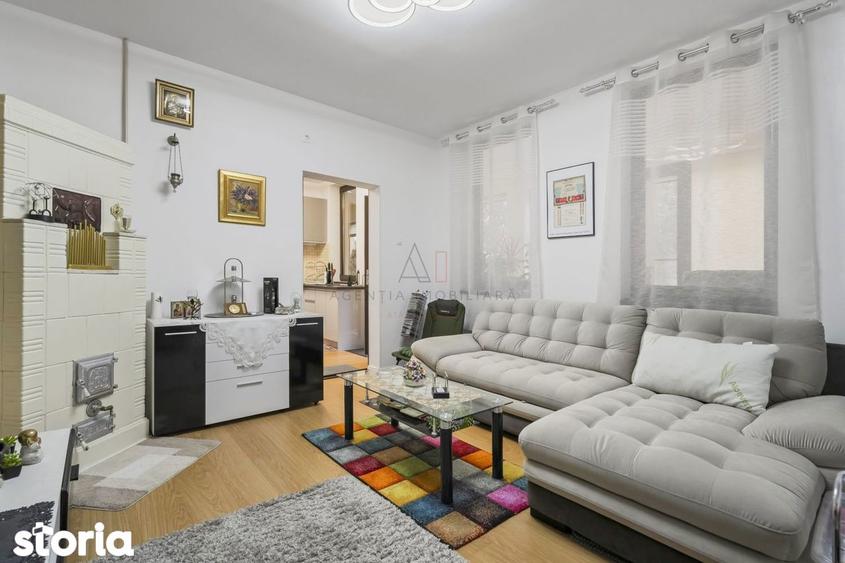 Casă cu 10 camere cu Teren 336 Mp în Colentina