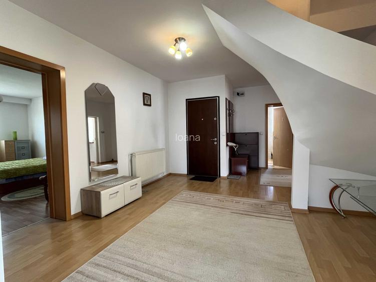 Persoana fizica, vand apartament la casa, cartier Sub Arini, Sibiu