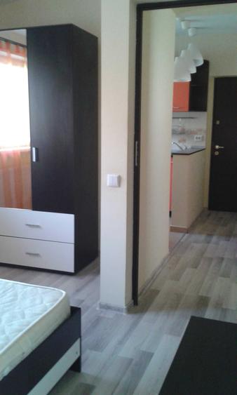 Proprietar, inchiriez apartament cu 2 camere, decomandat Grand Arena - Berceni - 5