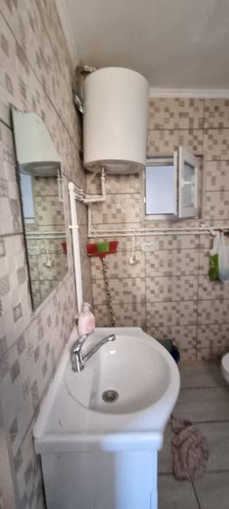 Apartament cu 2 camere semidecomandat în Crihala
