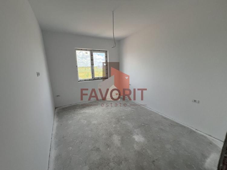 Duplex cu 4 camere cu Canalizare în Giroc