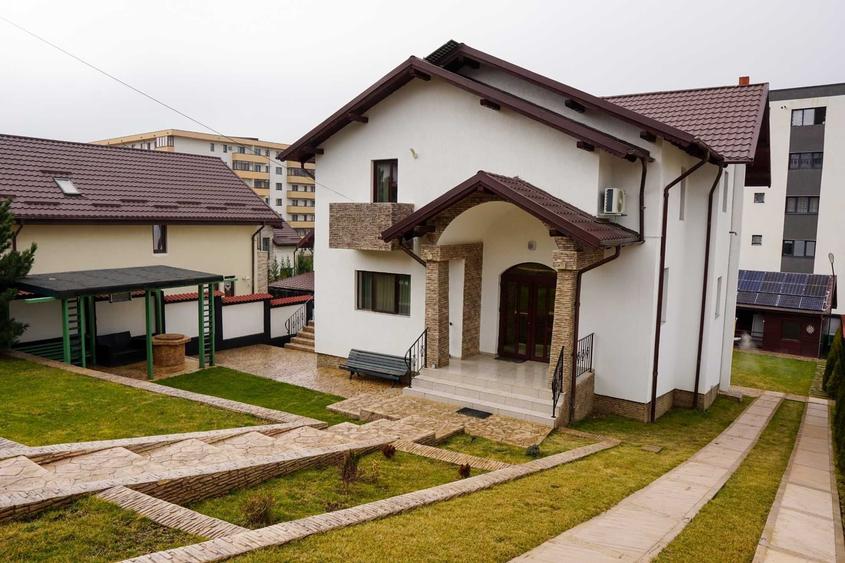 Casă cu 4 camere cu Teren 750 Mp în Vișan