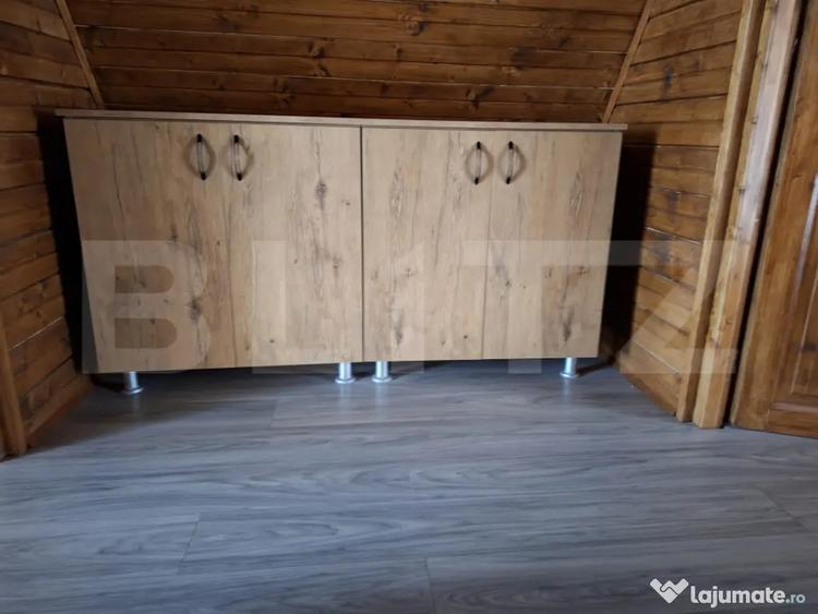 Casă cu 3 camere cu Teren 9587 Mp în Hotar
