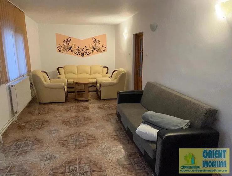 Casă cu 6 camere cu Teren 250 Mp în Cumpăna