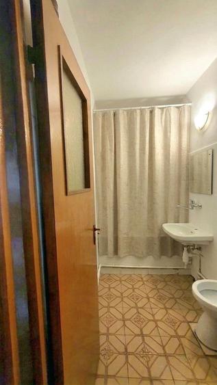 Apartament cu 2 camere semidecomandat, mobilat în Zahana