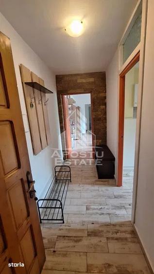 Apartament cu 2 camere, mobilat în Telegrafului
