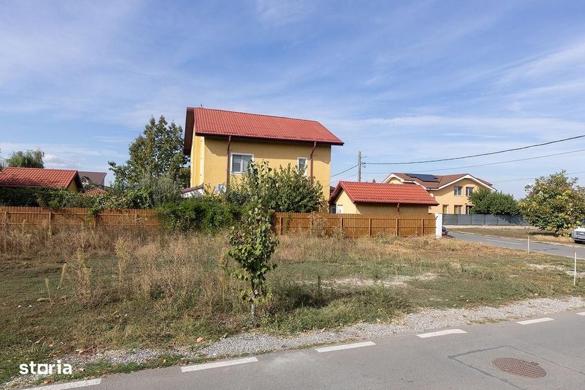 Teren Balotesti 500 mp, str. Florilor, cu utilitati, drum asfaltat - 1