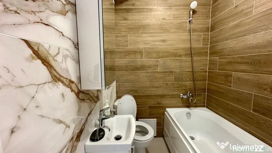 Apartament cu 4 camere decomandat în Arcul de Triumf