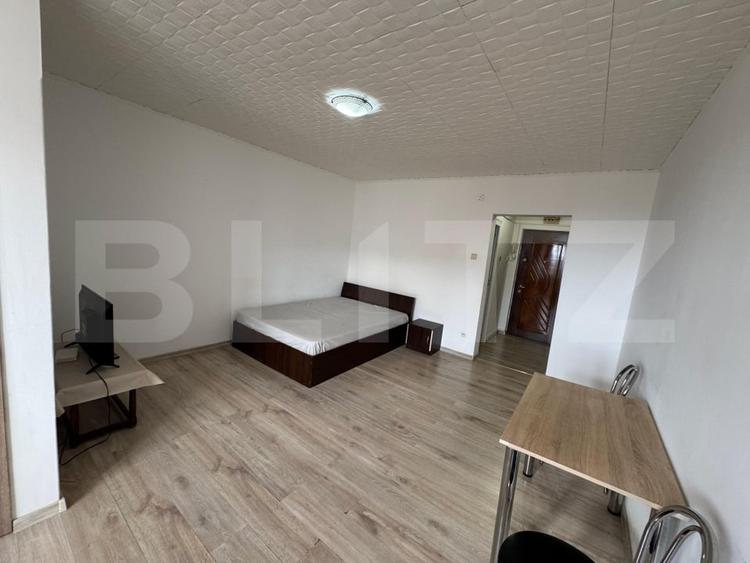 Garsoniera 32mp , Brazda lui Novac, Zona pietei din brazda - 1
