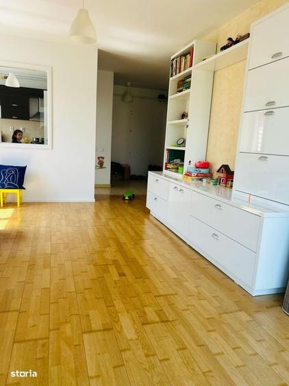 Apartament cu 3 camere în Tătărași