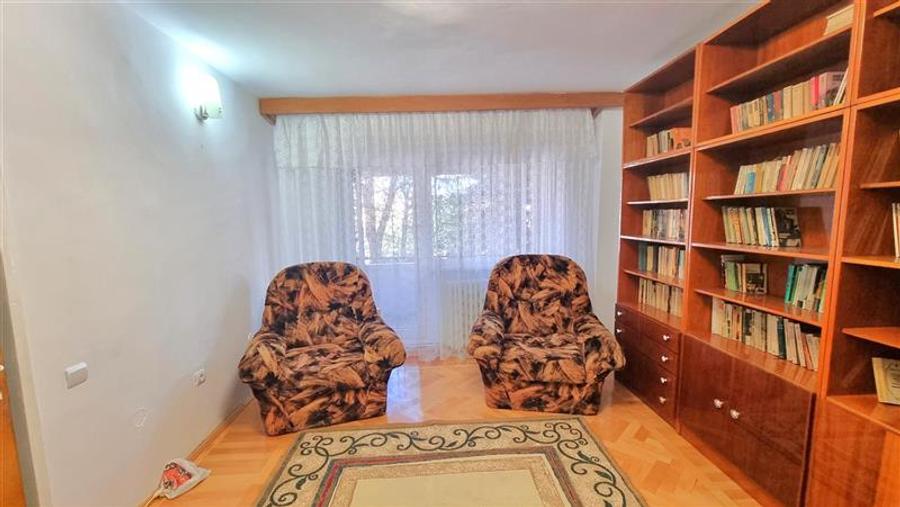 Apartament cu 2 camere decomandat în Centrul Civic