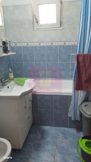 Apartament cu 3 camere decomandat în Morarilor