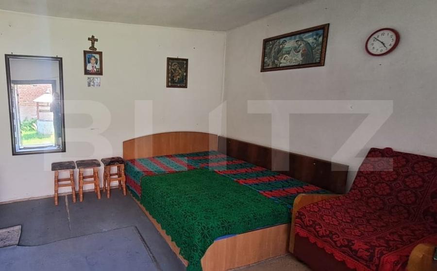 Casă individuală cu 2 camere cu Teren 3000 Mp în Veneția de Sus