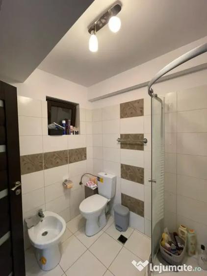 Apartament 3 camere, 105 mp, zona Bariera Valcii - 2