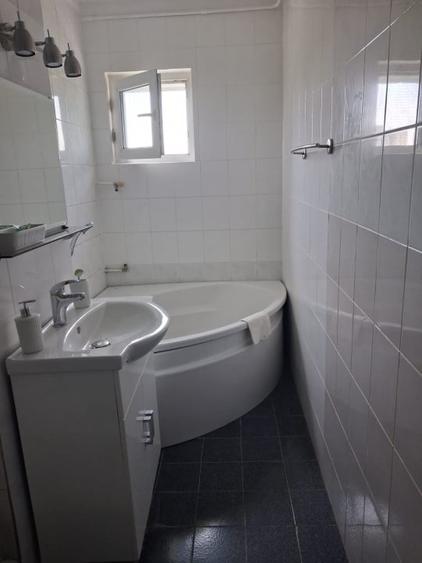 Apartament cu 2 camere decomandat, mobilat în Tineretului