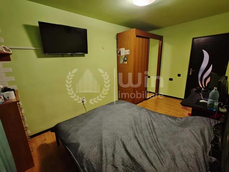 Casă individuală cu 4 camere cu Canalizare în Între Lacuri
