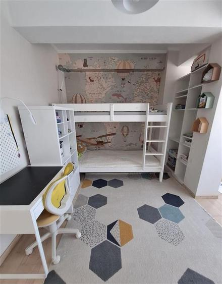 Apartament cu 3 camere decomandat în Tătărași