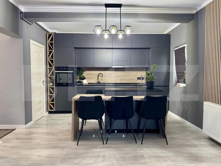 Vand apartament 3 camere - 81 mp - etaj 1 + loc de parcare - UNIRII - 1