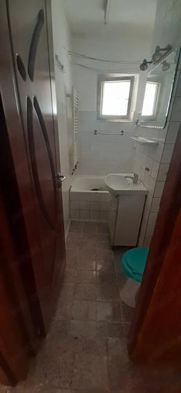 Garsonieră decomandată în Exterior Vest
