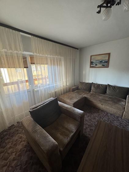 Apartament 3 camere decomandat; etaj 1; 83 mp; zona Strand - 3
