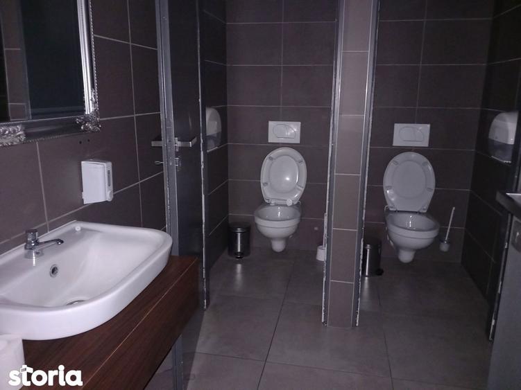 Spațiu comercial, de 148 mp, în Traian