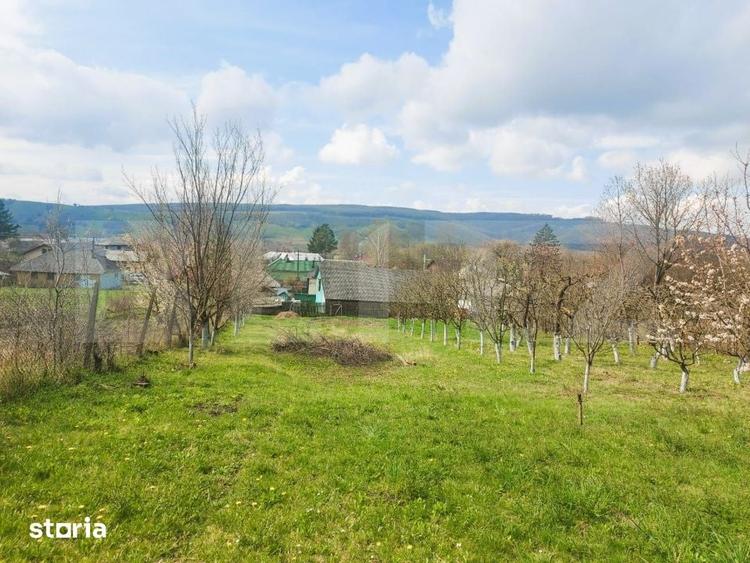 Casă cu 3 camere cu Teren 2900 Mp în Dolhești