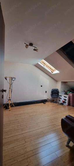 Casă cu 6 camere cu Teren 450 Mp în Geamăna