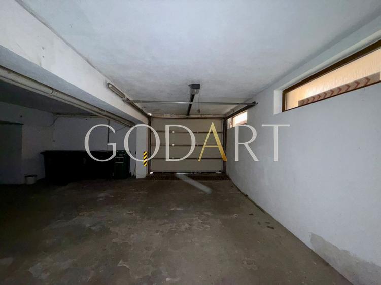 Apartament cu 3 camere decomandat în Aviatorilor