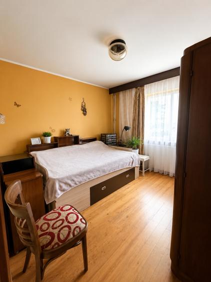 Apartament cu 2 camere decomandat, mobilat în Dacia