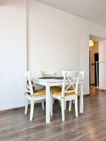 Apartament cu 2 camere semidecomandat în Mihai Bravu