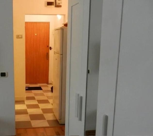 Garsonieră semidecomandată în P-ța Muncii