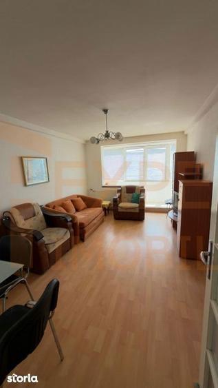 Apartament cu 2 camere, mobilat în Central