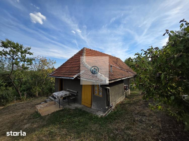 Casă cu 3 camere cu Canalizare în Vălișoara