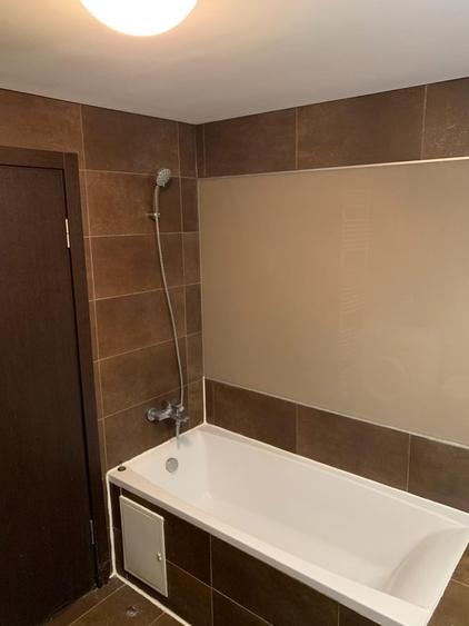 Apartament cu 3 camere decomandat în Barbu Văcărescu