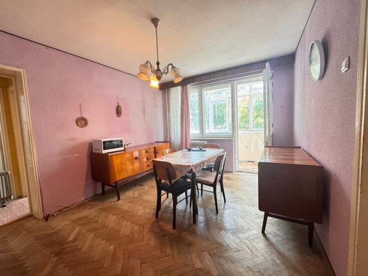 Apartament cu 2 camere semidecomandat în Tomis I