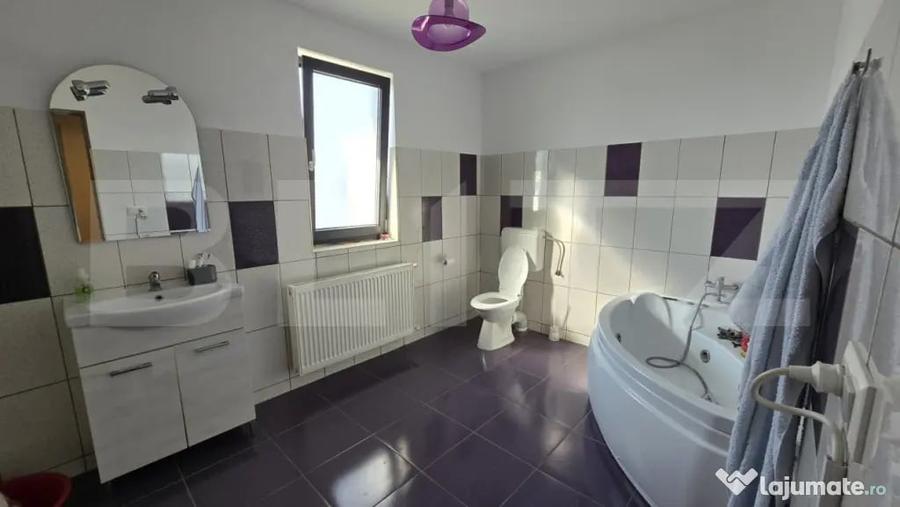Casă cu 4 camere cu Teren 200 Mp în Odoreu