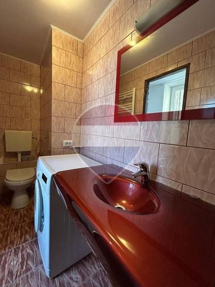 Apartament cu 2 camere decomandat, mobilat în Dacia